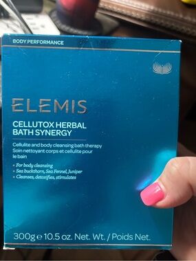 ELEMIS Cellutox Herbal Bath Synergy